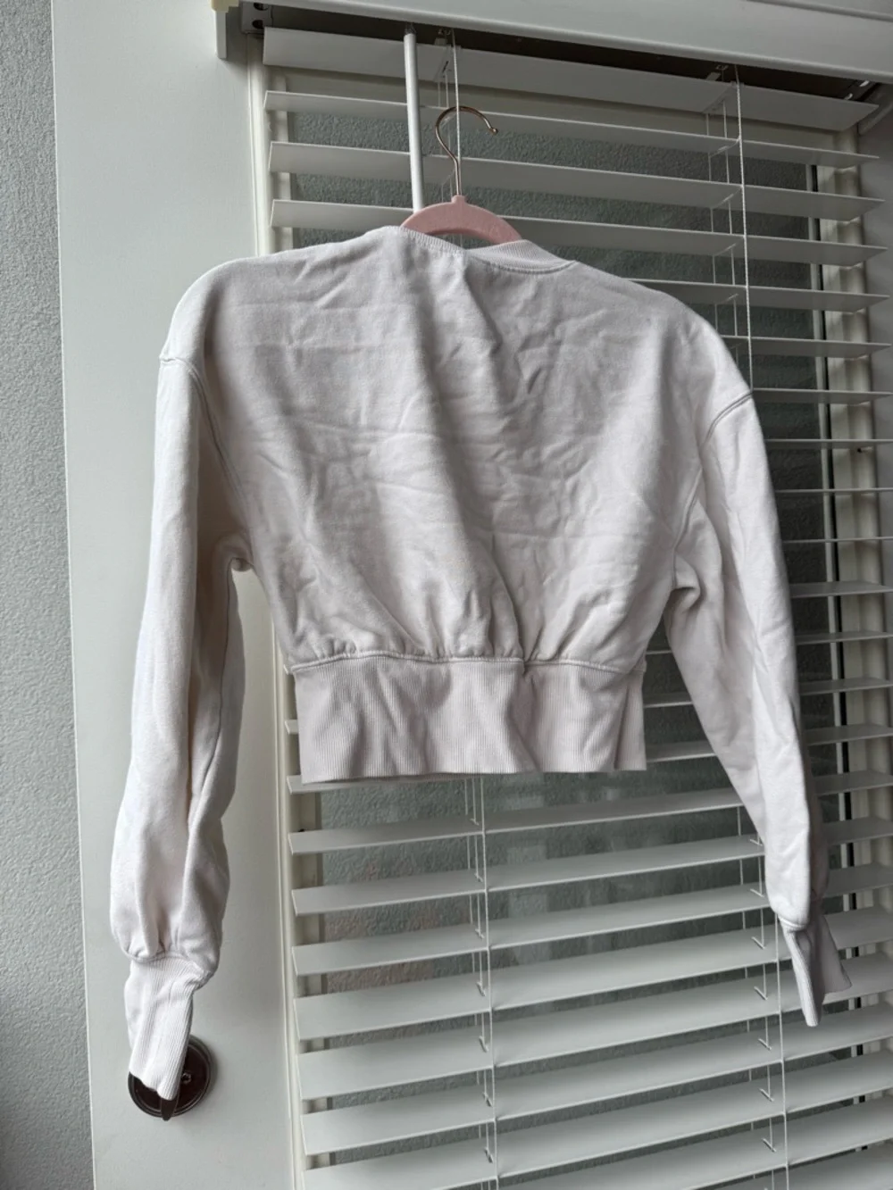 wild fable White Cropped Crewneck Sweatshirt - Picture 3 of 3
